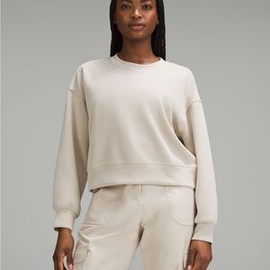 Lululemon cropped softstreme top size 6